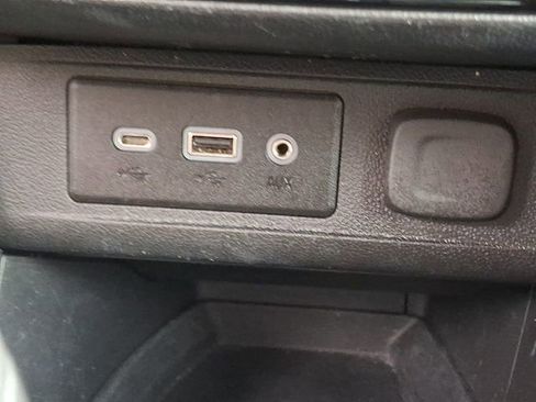 Used 2023 Buick Encore GX Preferred image 26