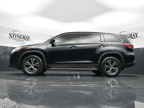 Used 2019 Toyota Highlander Plus image 20