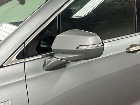 Used 2023 Cadillac XT6 Premium Luxury w/ Technology Package image 20