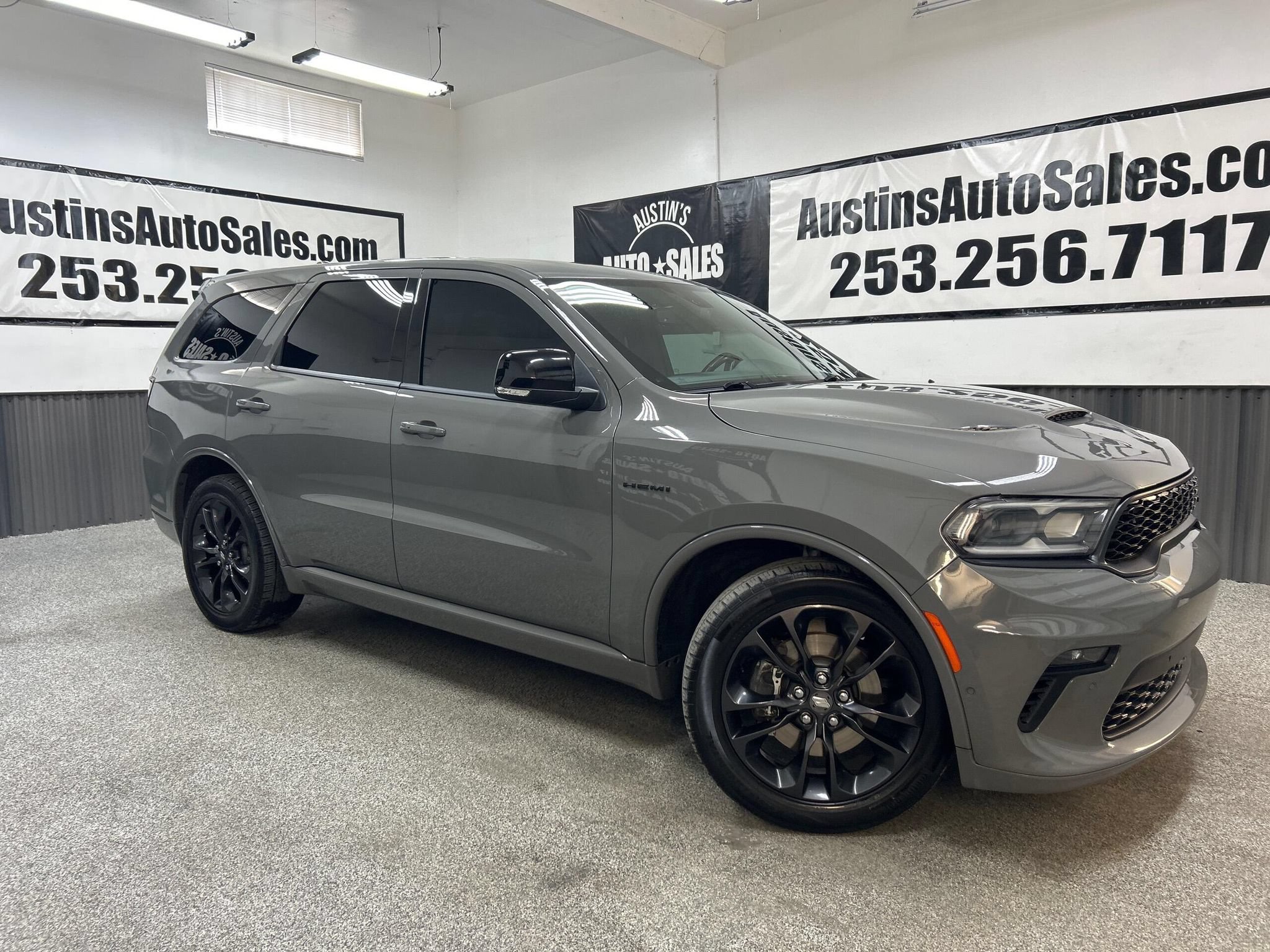 Used 2021 Dodge Durango R/T w/ Blacktop Package AWD/4WD image 1