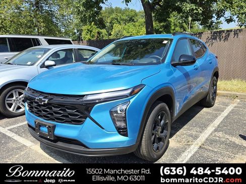 Used 2026 Chevrolet Trax LT w/ Driver Confidence Package FWD image 1