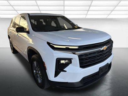 Used 2024 Chevrolet Traverse LS