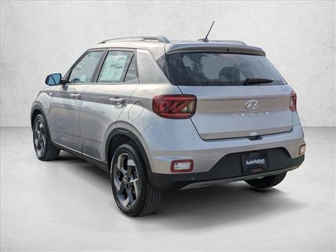 New 2026 Hyundai Venue SEL image 7