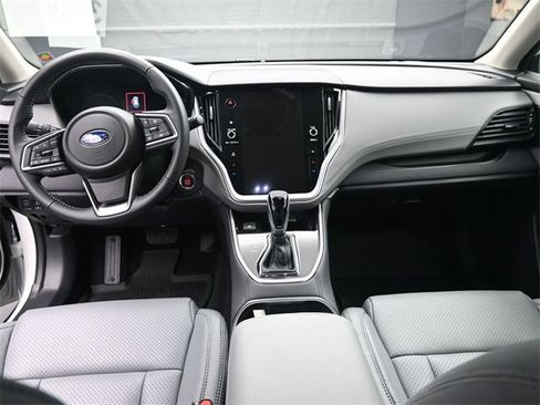 Certified 2025 Subaru Outback Premium w/ Popular Package #1A image 9