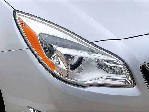 Used 2016 Buick Regal Premium image 27