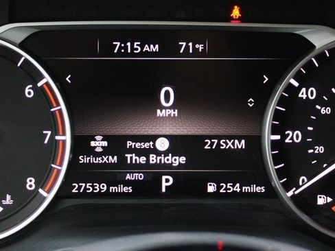 Certified 2022 Nissan Rogue SV w/ SV Premium Package image 31