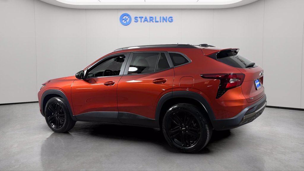 Certified 2024 Chevrolet Trax ACTIV w/ Sunroof Package FWD image 4