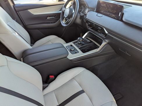 Certified 2025 MAZDA CX-90 3.3 Turbo w/ Preferred Package image 31