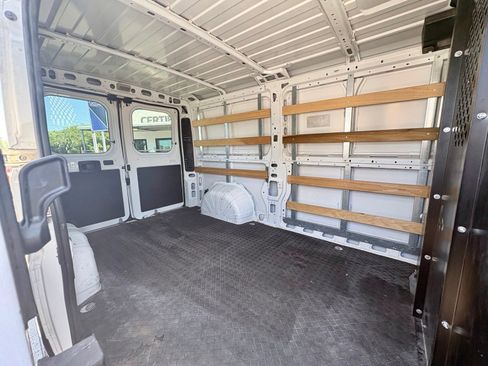 Used 2025 RAM ProMaster 2500 w/ U-Haul Equipment Group FWD image 14