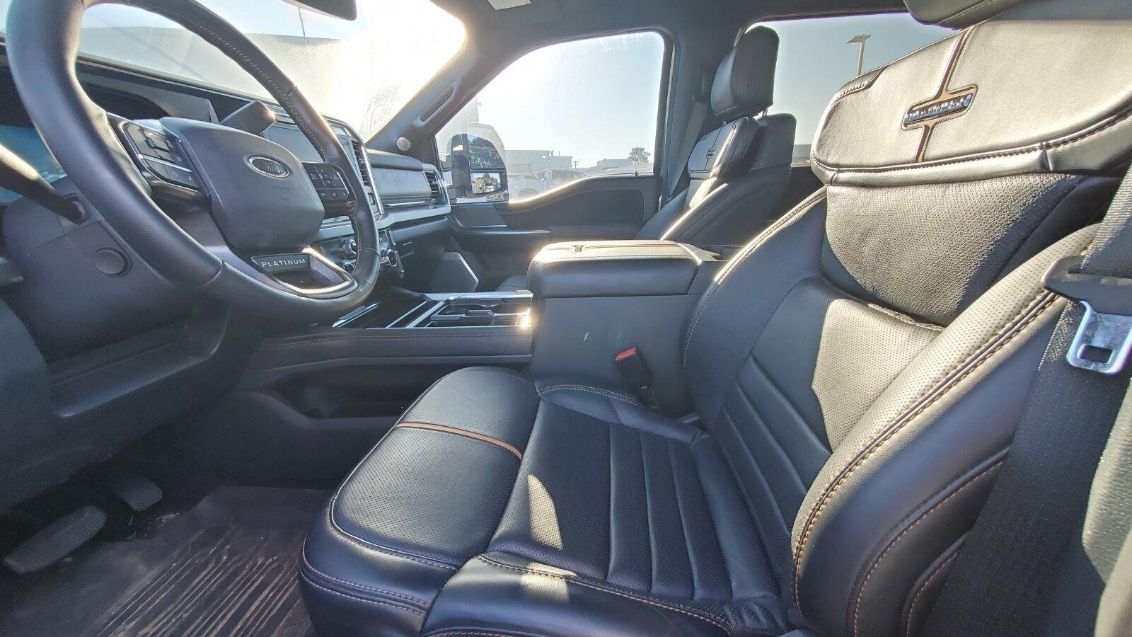 Used 2023 Ford F350 Platinum AWD/4WD image 3