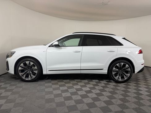 Used 2026 Audi Q8 Premium Plus w/ Premium Plus Package AWD/4WD image 2