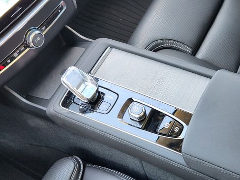 New 2026 Volvo XC90 B6 Ultra w/ Protection Package Premier image 20