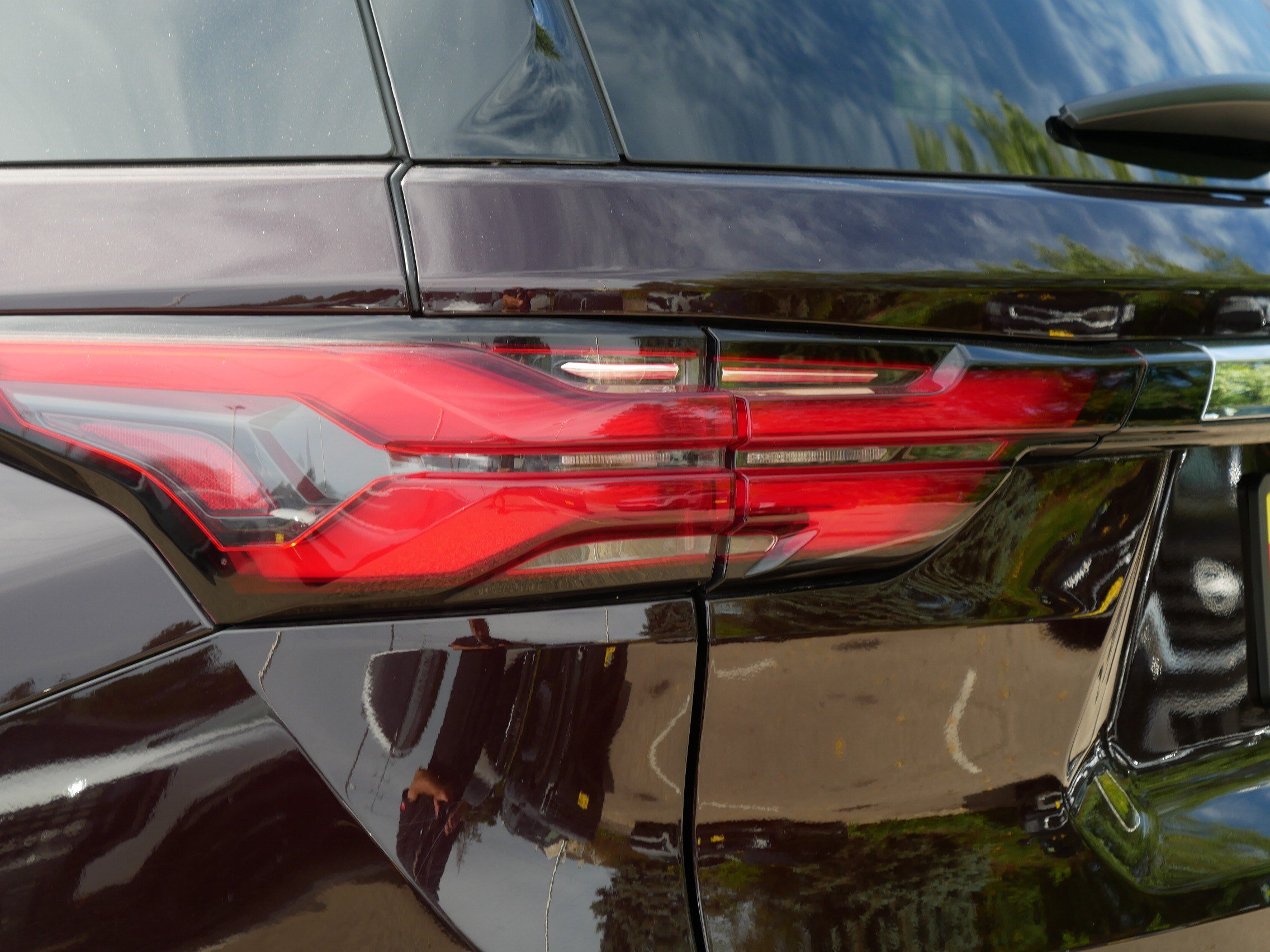 Used 2023 Chevrolet Traverse LT FWD image 17