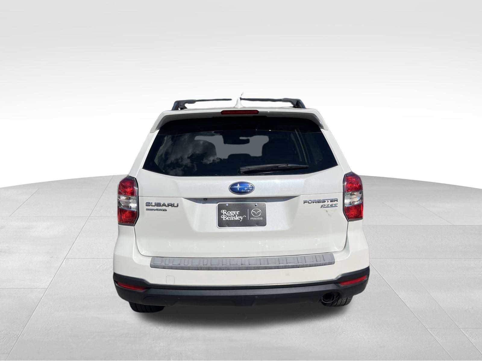 Used 2016 Subaru Forester 2.5i Limited AWD/4WD image 6