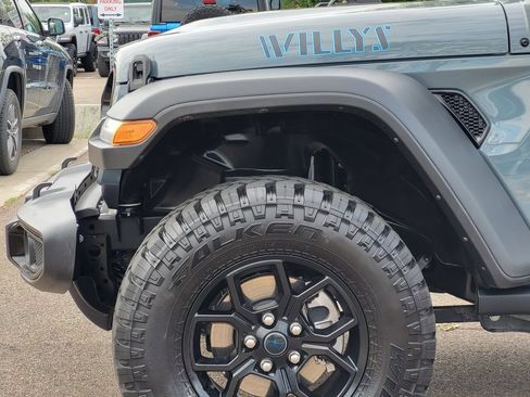 Used 2025 Jeep Wrangler Unlimited Sport S 4xe AWD/4WD image 10