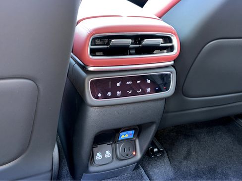 New 2026 Genesis GV80 3.5T e-SC image 25