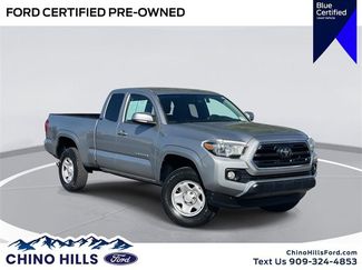 Used 2018 Toyota Tacoma SR5 video 1
