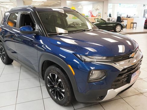 Used 2022 Chevrolet TrailBlazer LT w/ Driver Confidence Package AWD/4WD image 14