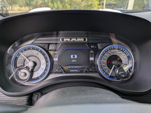 Used 2019 RAM 1500 Limited RWD image 24