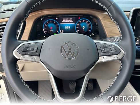 New 2026 Volkswagen Atlas SE image 25