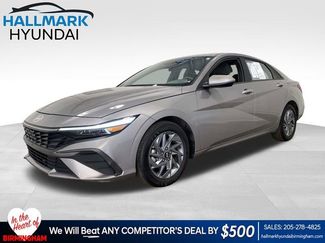 Used 2024 Hyundai Elantra SEL video 1