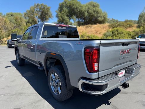 New 2025 GMC Sierra 2500 SLE w/ SLE Value Package; image 6