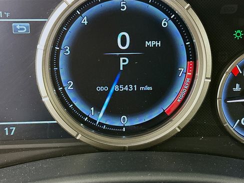 Used 2016 Lexus GS 350 F Sport w/ F Sport Package image 19