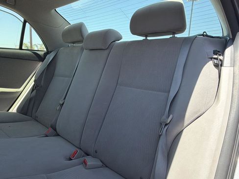 Used 2011 Toyota Corolla LE FWD image 13