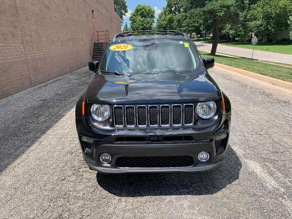 Used 2021 Jeep Renegade Latitude AWD/4WD image 8