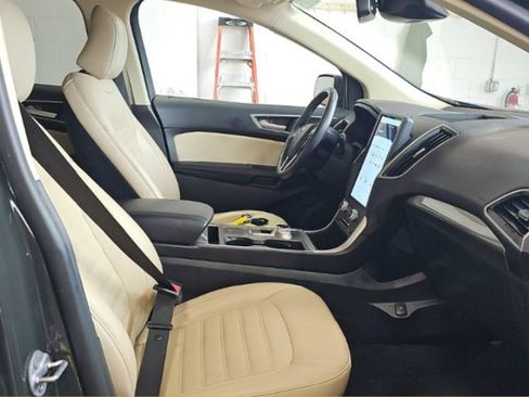 Certified 2023 Ford Edge SEL w/ Convenience Package AWD/4WD image 8