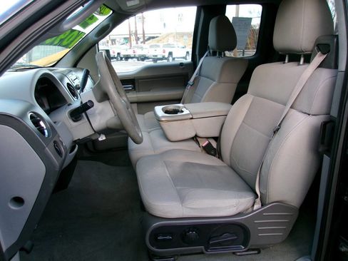 Used 2006 Ford F150 XLT image 14