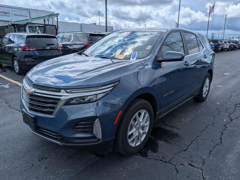 Used 2024 Chevrolet Equinox LT AWD/4WD image 4