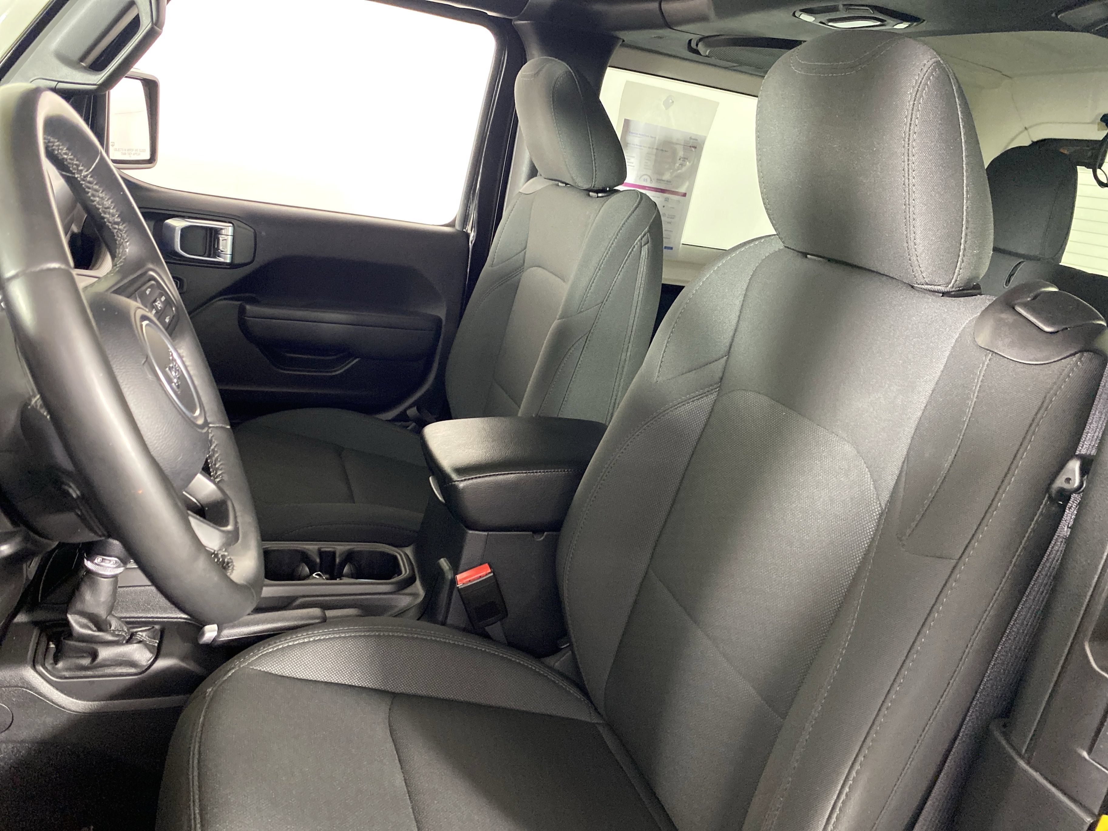 Used 2022 Jeep Wrangler Sport AWD/4WD image 15