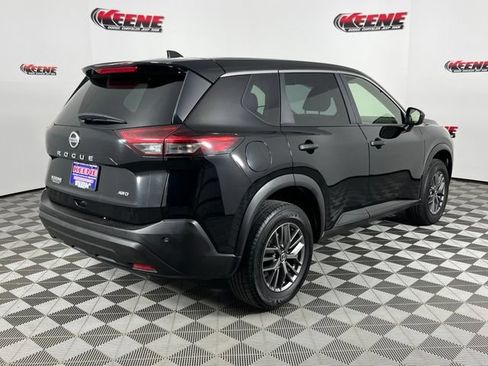 Used 2021 Nissan Rogue S AWD/4WD image 3