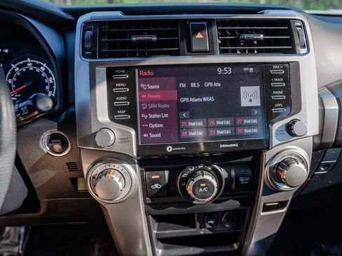 Used 2021 Toyota 4Runner SR5 AWD/4WD image 20