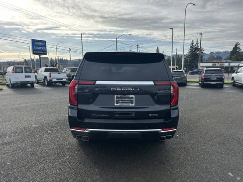 Used 2025 GMC Yukon XL Denali image 4