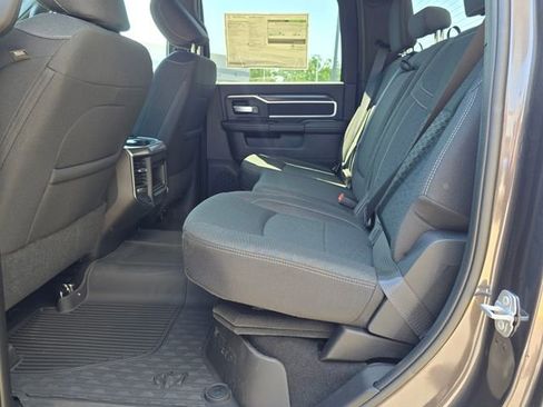 New 2026 RAM 2500 Big Horn AWD/4WD image 31