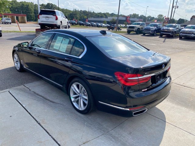 Used 2016 BMW 750i xDrive AWD/4WD image 8