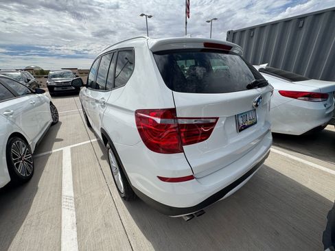 Used 2016 BMW X3 xDrive28i AWD/4WD image 3