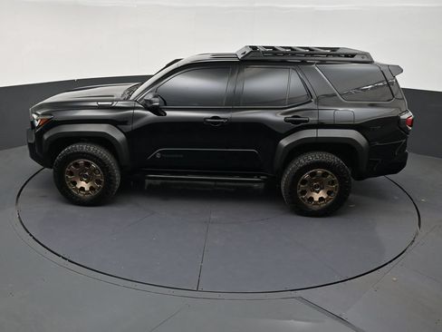 Used 2025 Toyota 4Runner Trailhunter AWD/4WD image 12