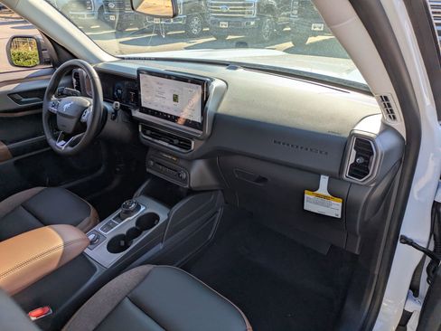 New 2025 Ford Bronco Sport Outer Banks image 36