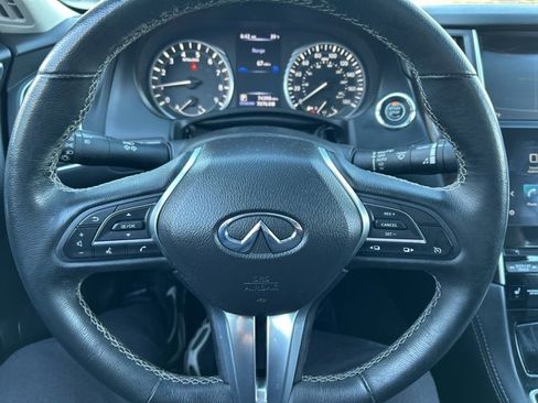 Used 2018 INFINITI Q50 Luxe w/ Essential Package (3.0T Luxe) image 22