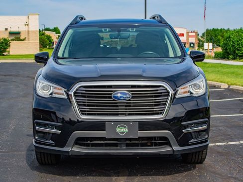 Used 2021 Subaru Ascent Premium w/ Convenience Package AWD/4WD image 2