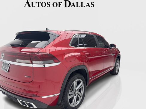 Used 2024 Volkswagen Atlas Cross Sport SEL R-Line AWD/4WD image 10