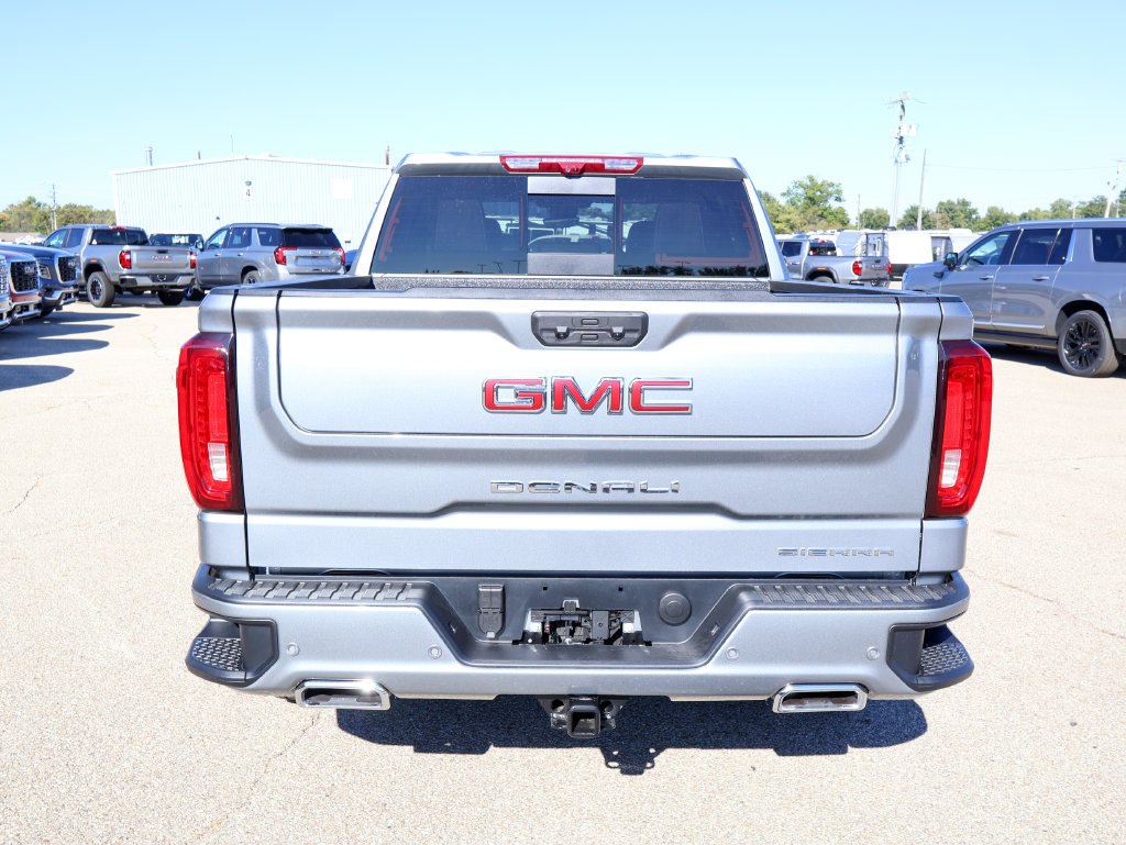 New 2026 GMC Sierra 1500 Denali w/ Denali Reserve Package AWD/4WD image 4