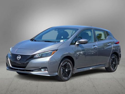 Used 2024 Nissan Leaf SV Plus FWD image 4