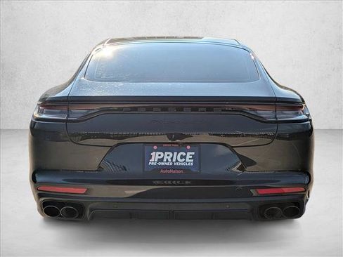 Used 2022 Porsche Panamera 4S image 6
