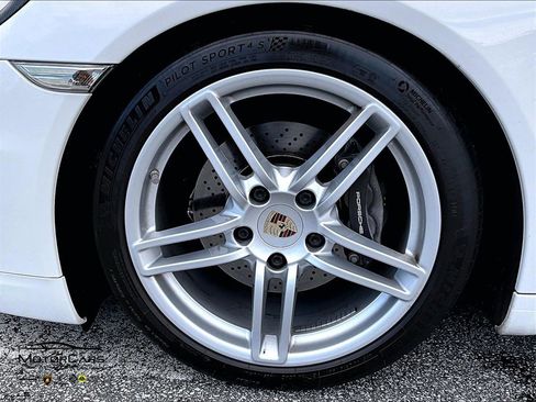 Used 2012 Porsche 911 Carrera image 9