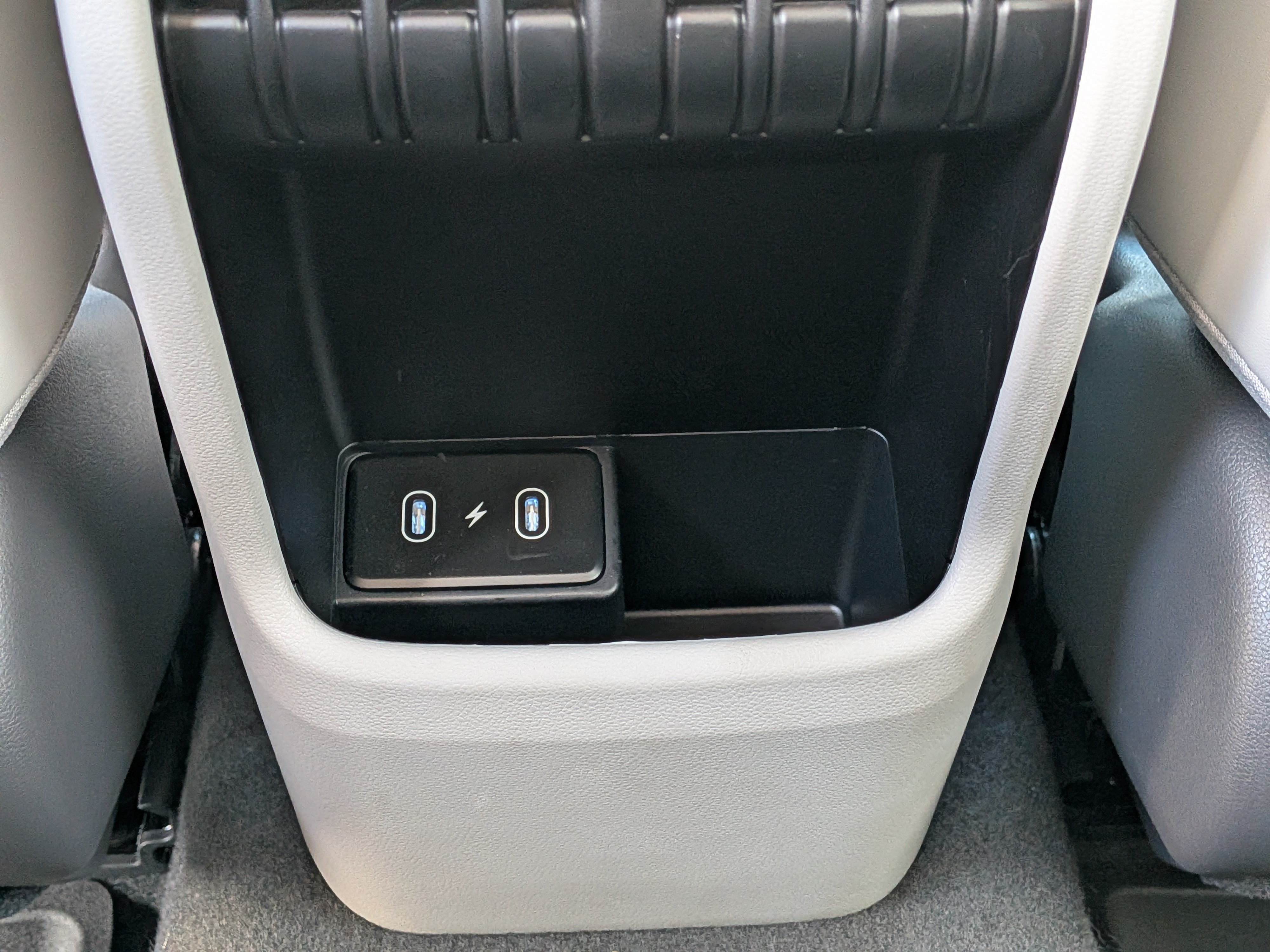 Used 2026 Hyundai Kona Limited FWD image 16