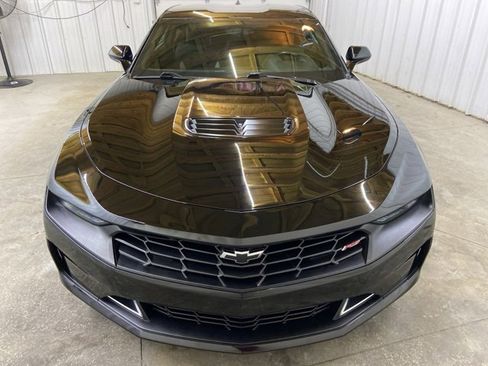 Used 2021 Chevrolet Camaro LT w/ RS Package image 3
